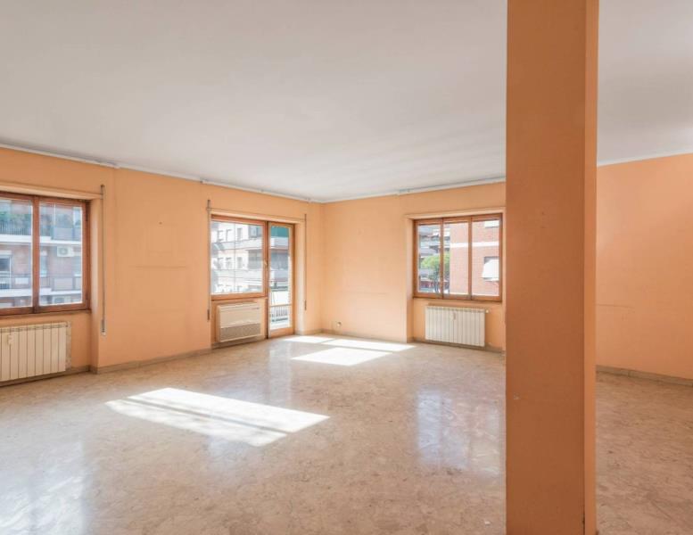 appartamento in vendita a Roma in zona Aurelio