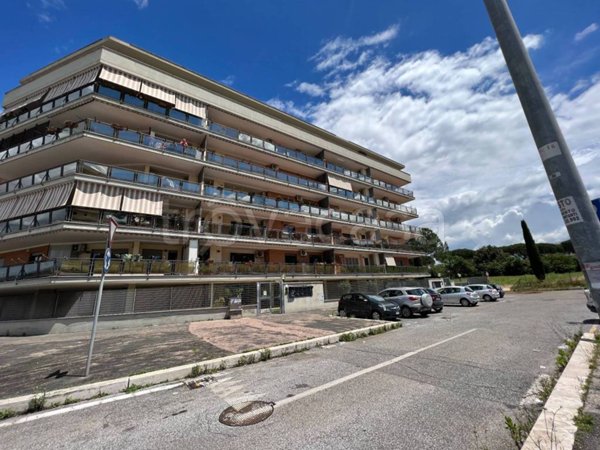 appartamento in vendita a Roma in zona Ponte di Nona