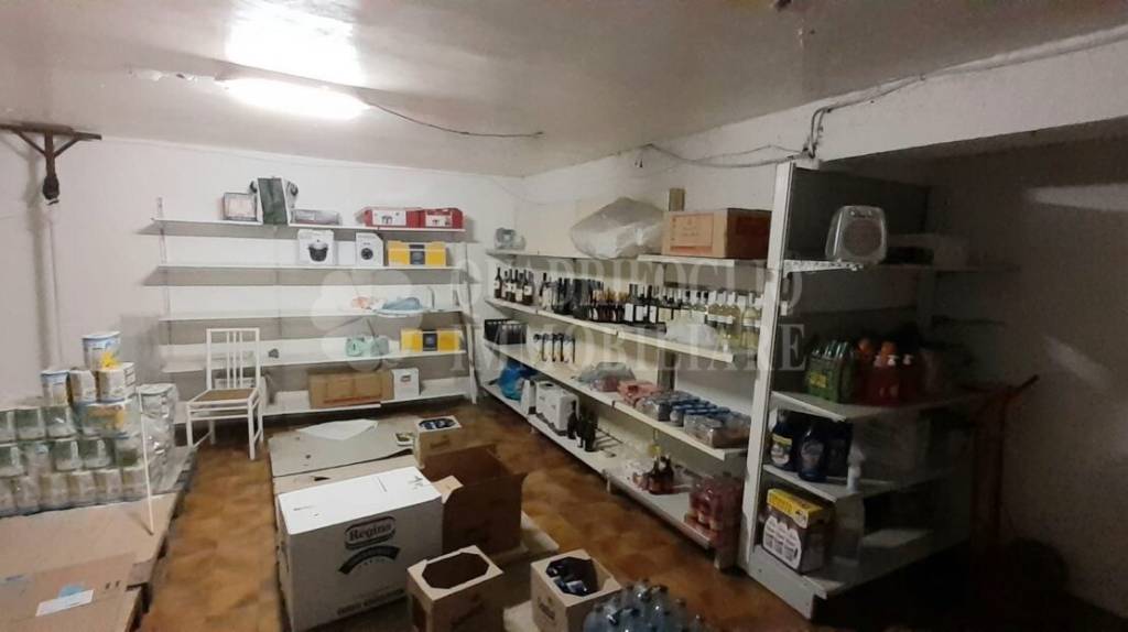 appartamento in vendita a Roma in zona Prenestino-Labicano