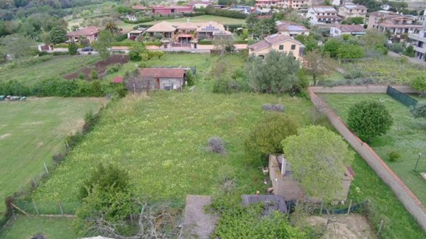 terreno edificabile in vendita a Roma in zona Selva Candida