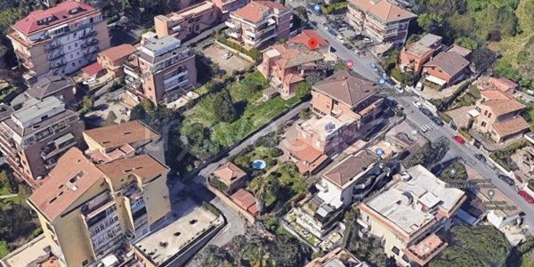 terreno edificabile in vendita a Roma in zona Tomba di Nerone