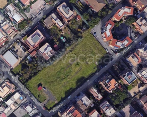 terreno edificabile in vendita a Roma in zona Torre Angela