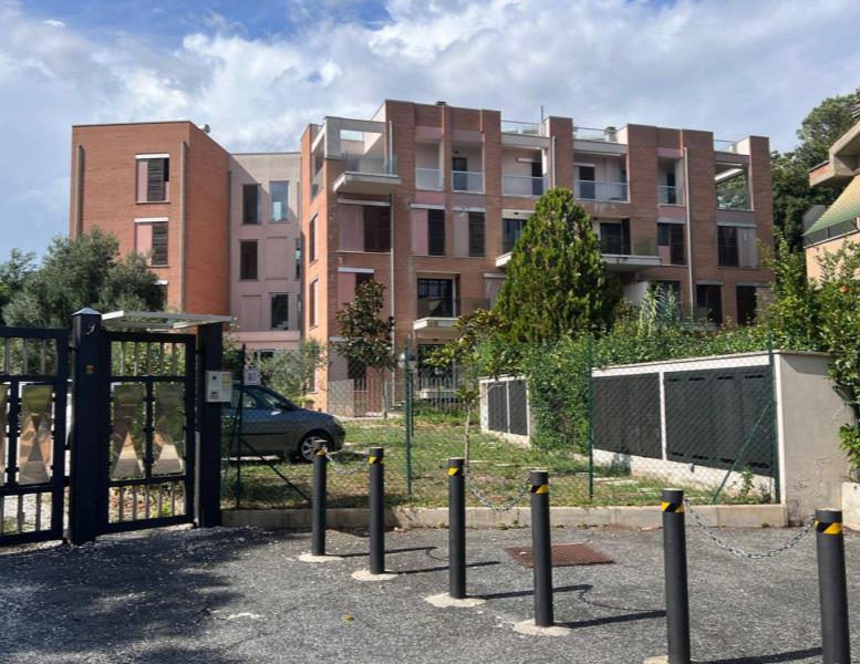 appartamento in vendita a Roma in zona Grottarossa