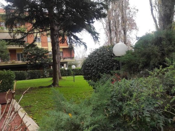 appartamento in vendita a Roma in zona Spinaceto