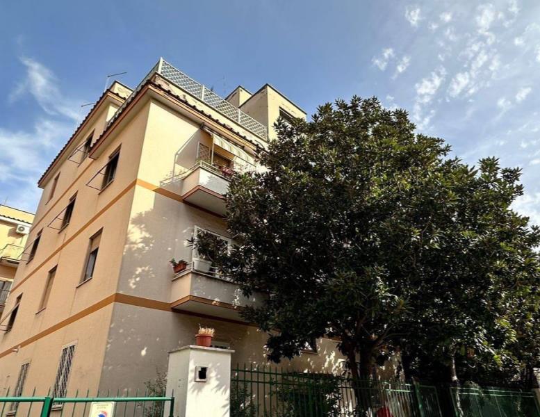 appartamento in vendita a Roma in zona Prenestino-Centocelle