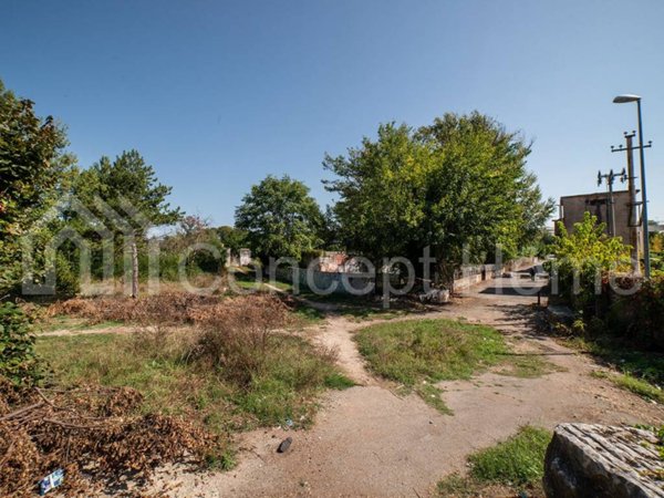 terreno edificabile in vendita a Roma in zona Pietralata