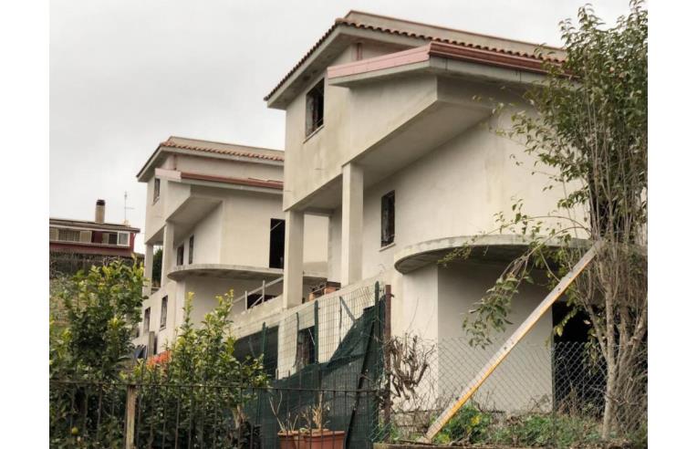 casa indipendente in vendita a Roma in zona Trigoria