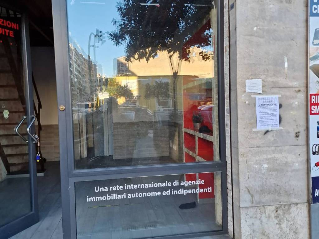 negozio in vendita a Roma in zona Pietralata