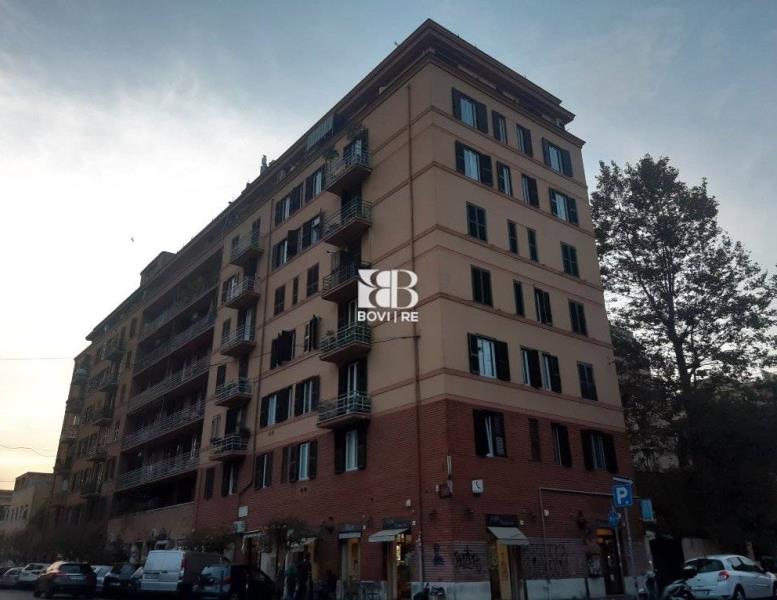 negozio in vendita a Roma in zona Testaccio