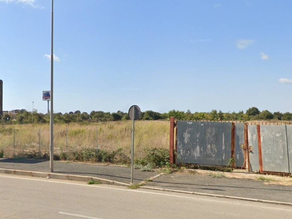 terreno edificabile in vendita a Roma in zona Trigoria