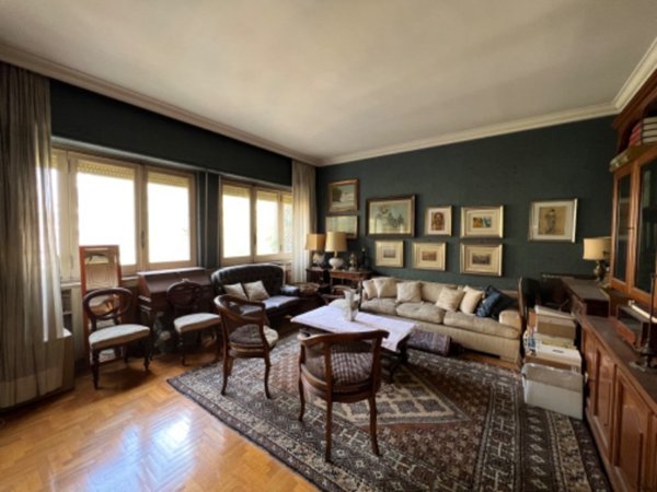 appartamento in vendita a Roma in zona EUR