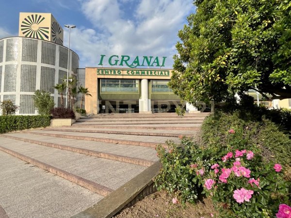 appartamento in vendita a Roma in zona Ardeatino