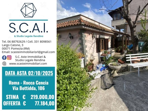 appartamento in vendita a Roma in zona Lago Regillo