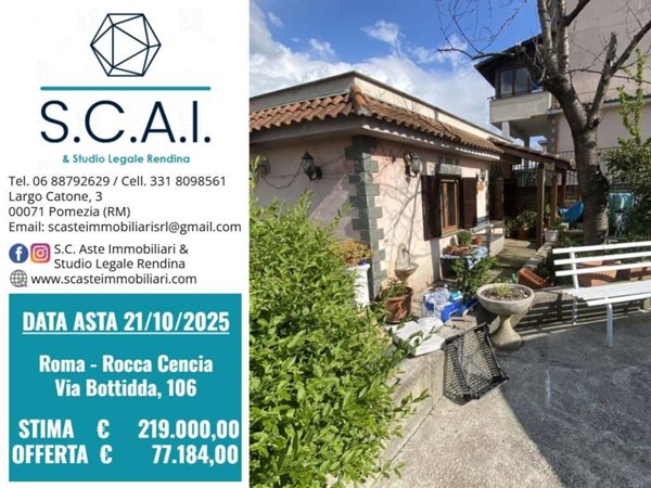 appartamento in vendita a Roma in zona Lago Regillo