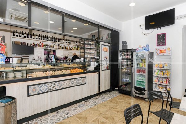 negozio in vendita a Roma in zona Della Vittoria