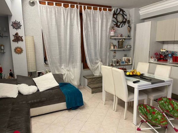 appartamento in vendita a Roma in zona Casal Monastero