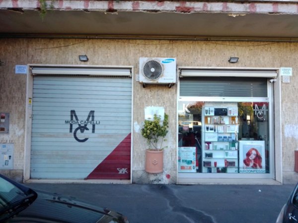 negozio in vendita a Roma in zona Ostia
