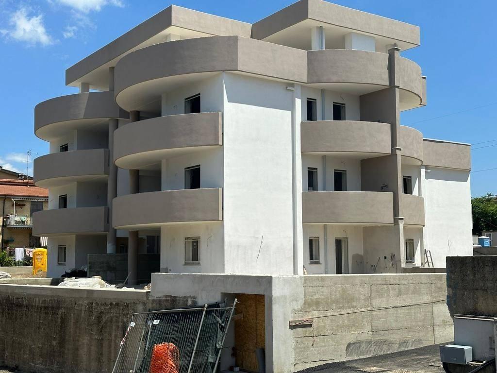 appartamento in vendita a Roma in zona Casalotti