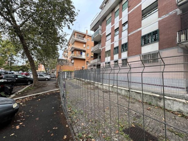 terreno edificabile in vendita a Roma in zona Prenestino-Centocelle
