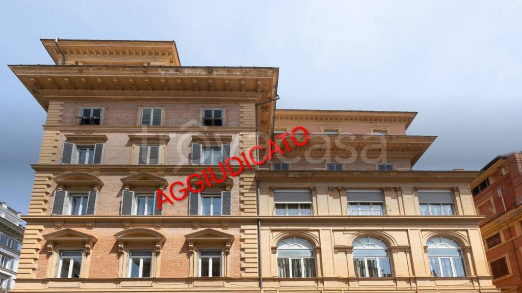 ufficio in vendita a Roma in zona Ludovisi/Sallustiano