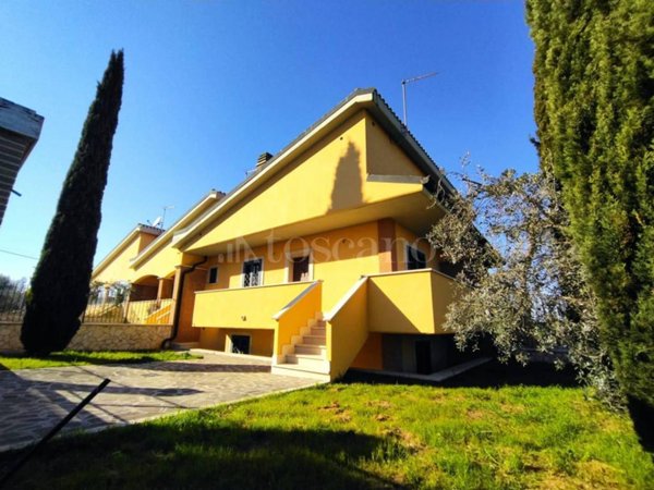 casa indipendente in vendita a Roma in zona Monte Migliore