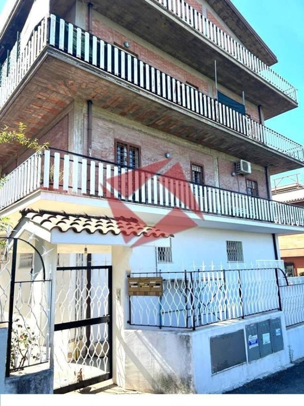 appartamento in vendita a Roma in zona Finocchio
