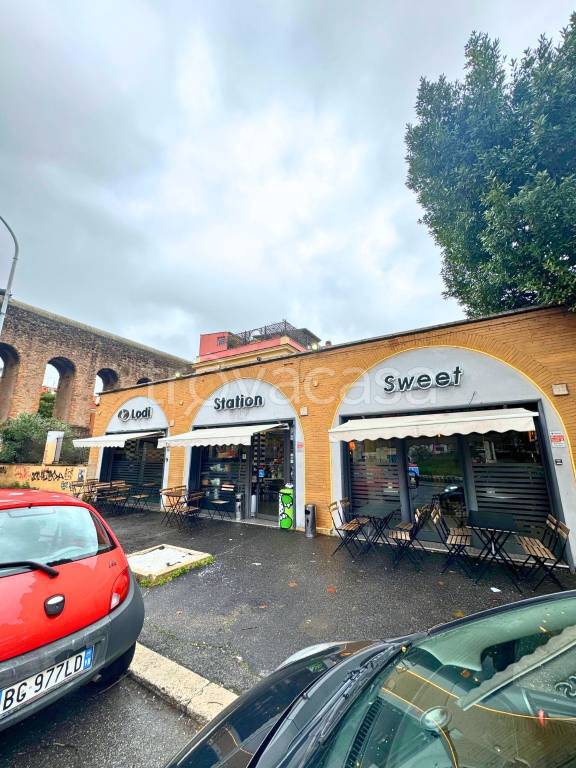 appartamento in vendita a Roma in zona Tuscolano