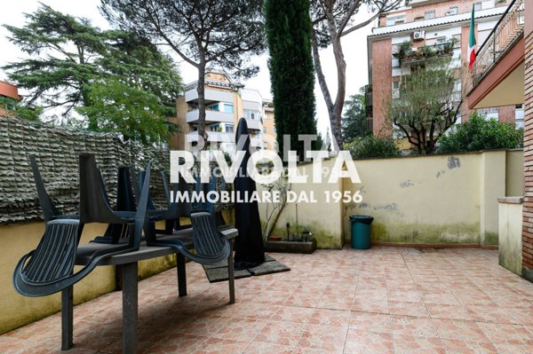appartamento in vendita a Roma in zona Della Vittoria