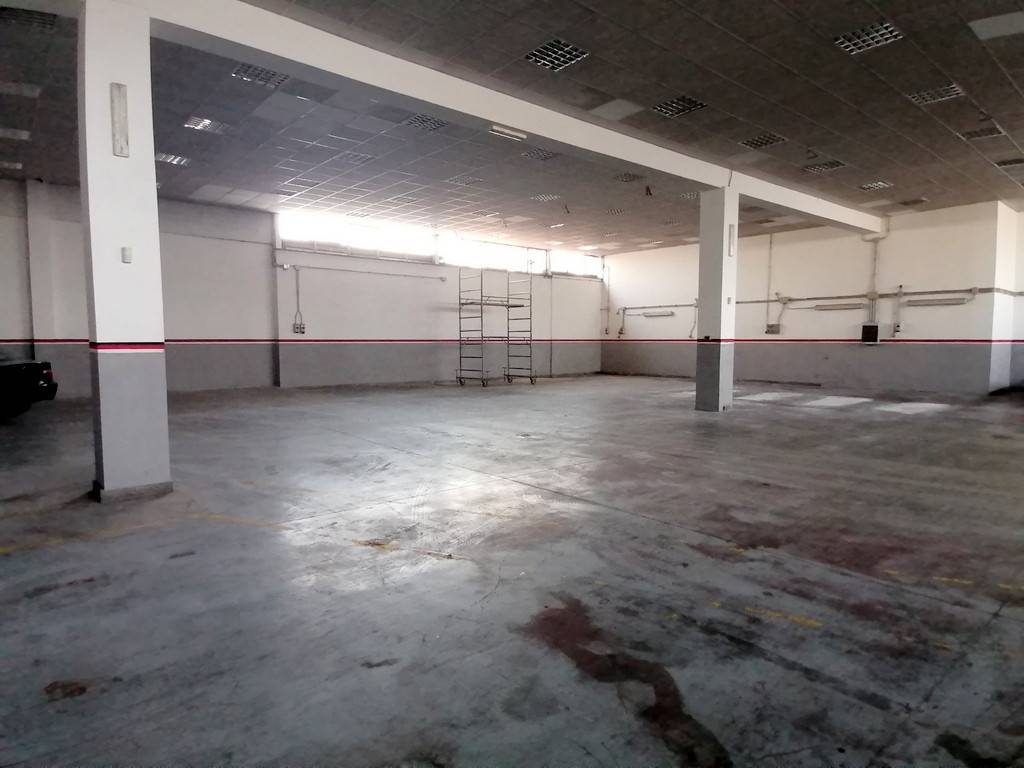 negozio in vendita a Roma in zona Finocchio