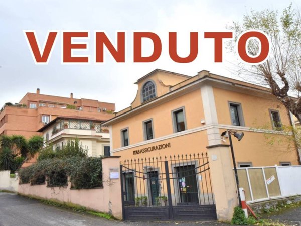 intera palazzina in vendita a Roma in zona Portuense