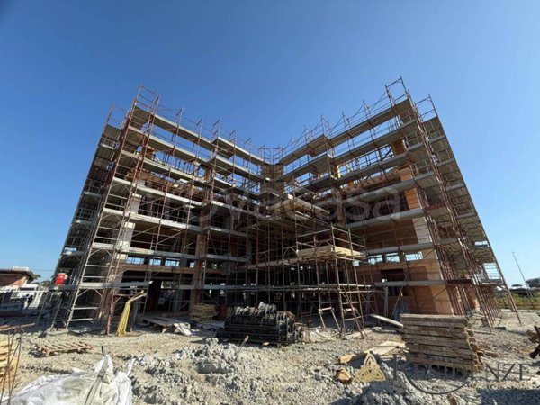 appartamento in vendita a Roma in zona Infernetto