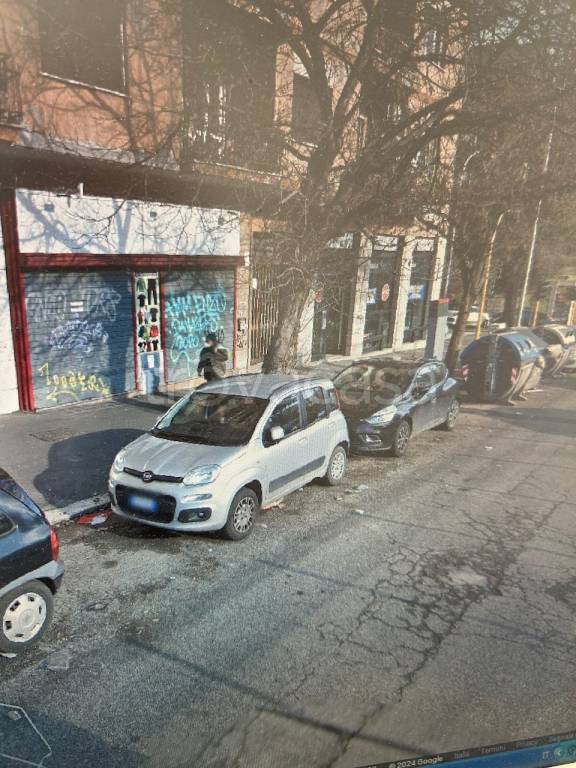 negozio in vendita a Roma in zona Prenestino-Labicano