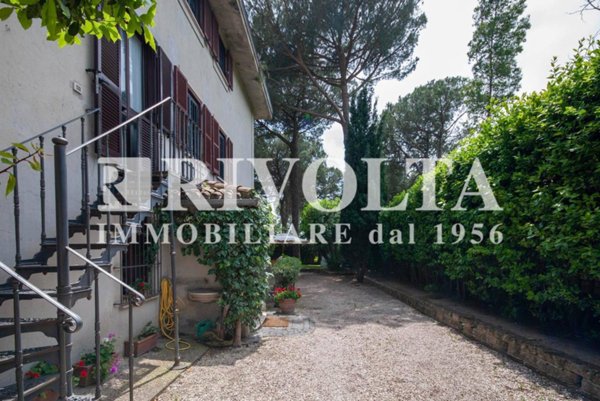 casa indipendente in vendita a Roma in zona Torrino