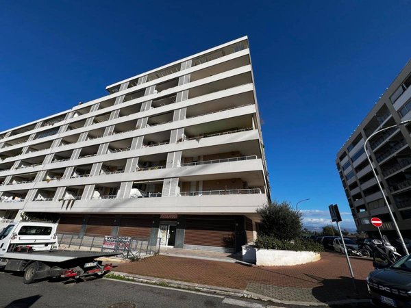 appartamento in vendita a Roma in zona Fonte Laurentina