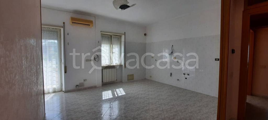 appartamento in vendita a Roma in zona Osteria Nuova