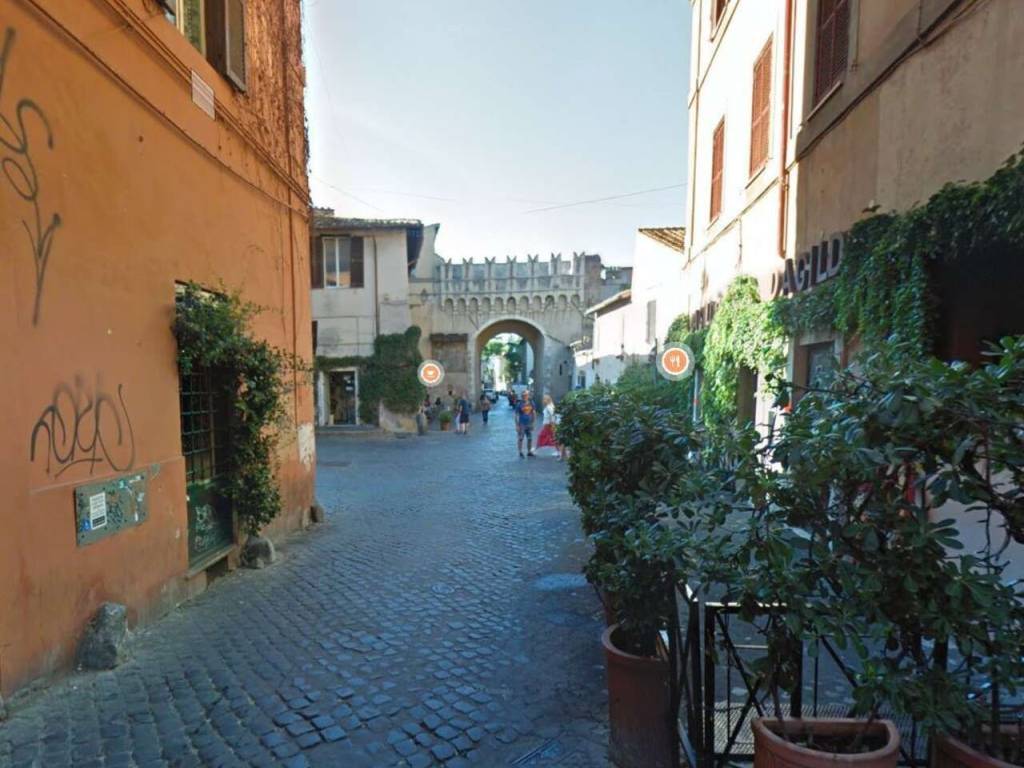 casa indipendente in vendita a Roma in zona Trastevere