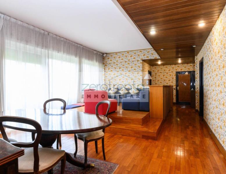 appartamento in vendita a Roma in zona EUR