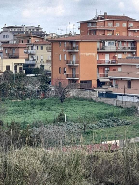 casa indipendente in vendita a Roma in zona Massimina/Casal Lumbroso