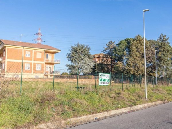 casa indipendente in vendita a Roma in zona Case Rosse