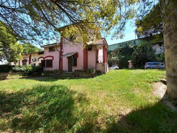 villa in vendita a Roma in zona Labaro