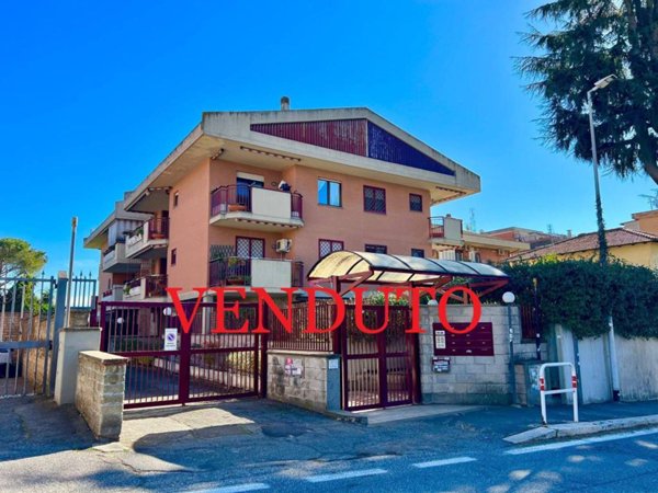 appartamento in vendita a Roma in zona Portuense