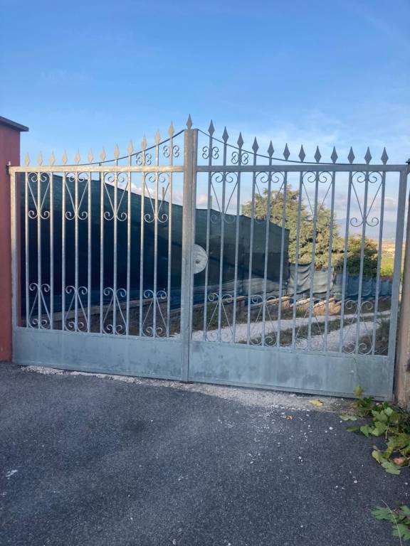 terreno agricolo in vendita a Roma in zona Finocchio