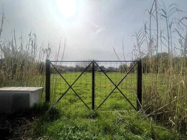 terreno agricolo in vendita a Roma in zona Infernetto