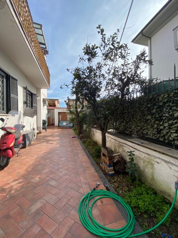 casa indipendente in vendita a Roma in zona Collatino