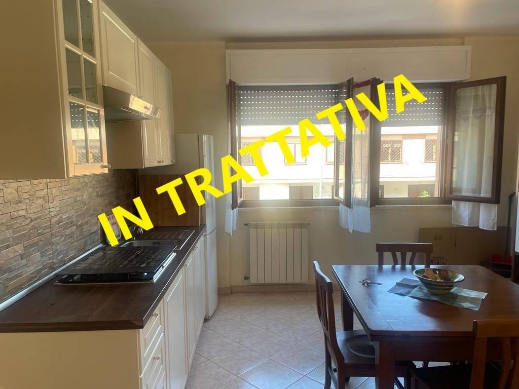 appartamento in vendita a Roma in zona Casal Monastero