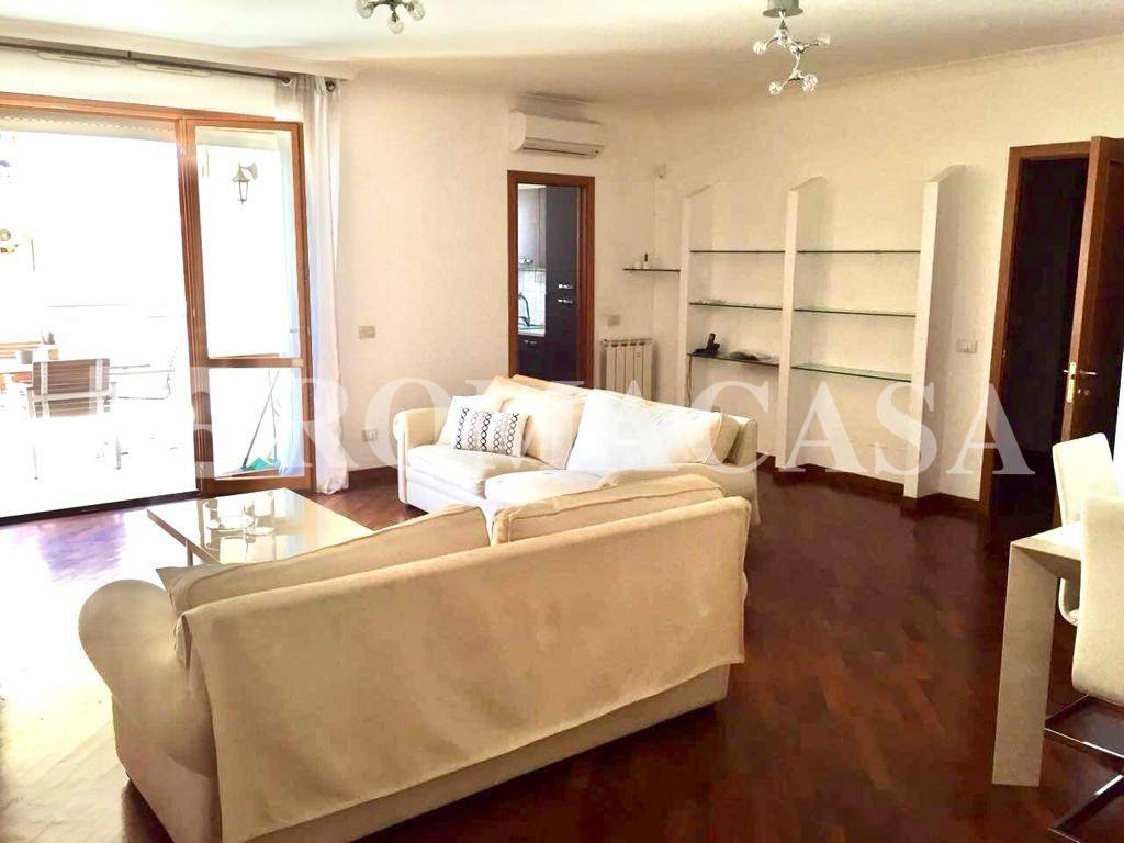 appartamento in vendita a Roma in zona Torrino
