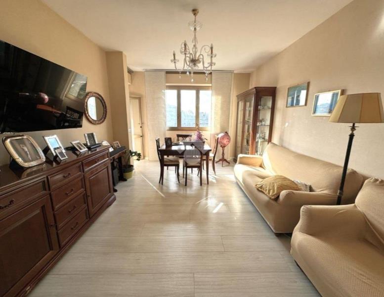 appartamento in vendita a Roma in zona Spinaceto