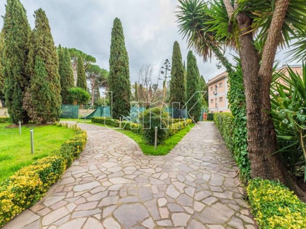 appartamento in vendita a Roma in zona Aurelio
