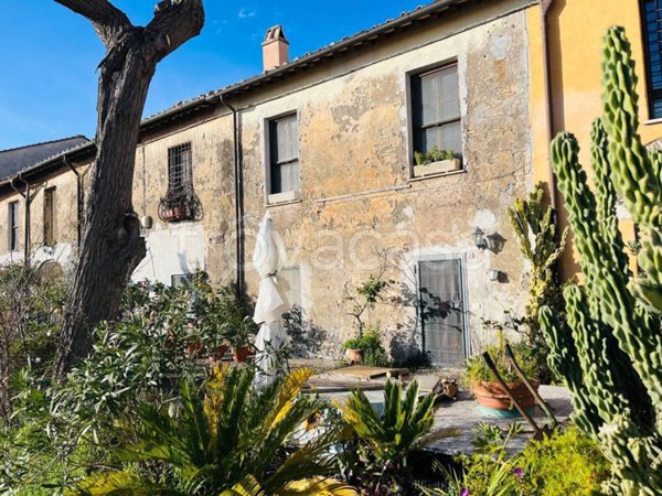 appartamento in vendita a Roma in zona Casalotti