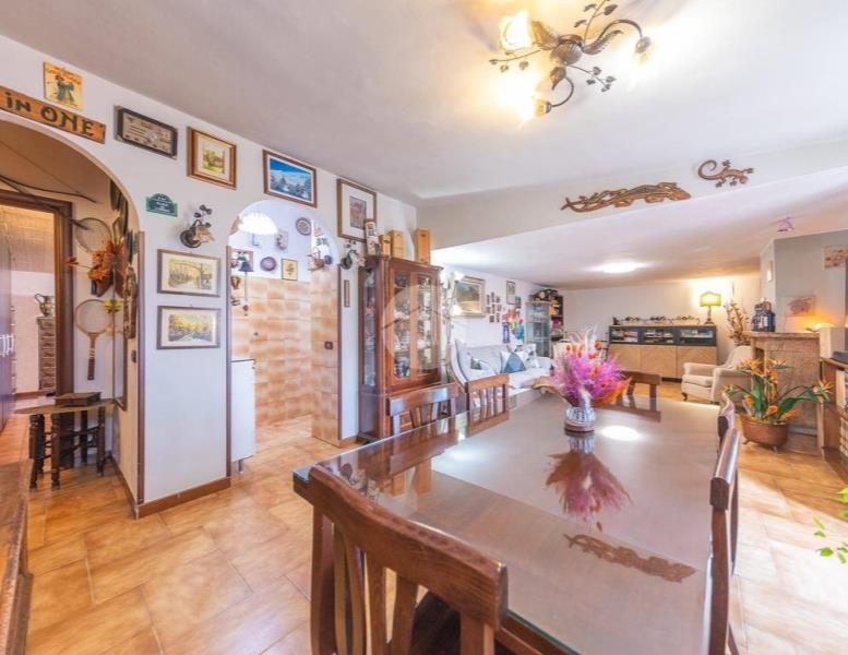 appartamento in vendita a Roma in zona Castelverde